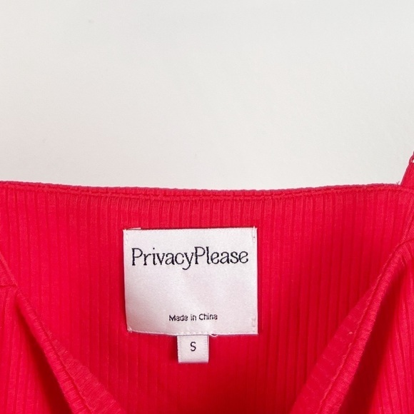 NWT Privacy Please Goldman Ribbed Snap Front Crop Tank Top in Red - Picture 3 of 6